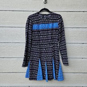 BCBGMaxAzria fit and flare long sleeve mini dress black and blue with arrows 6